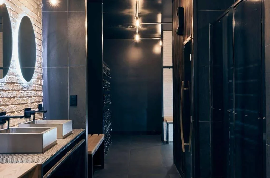Showers and changerooms beside the sauna at Industrial Fitness Queenstown
